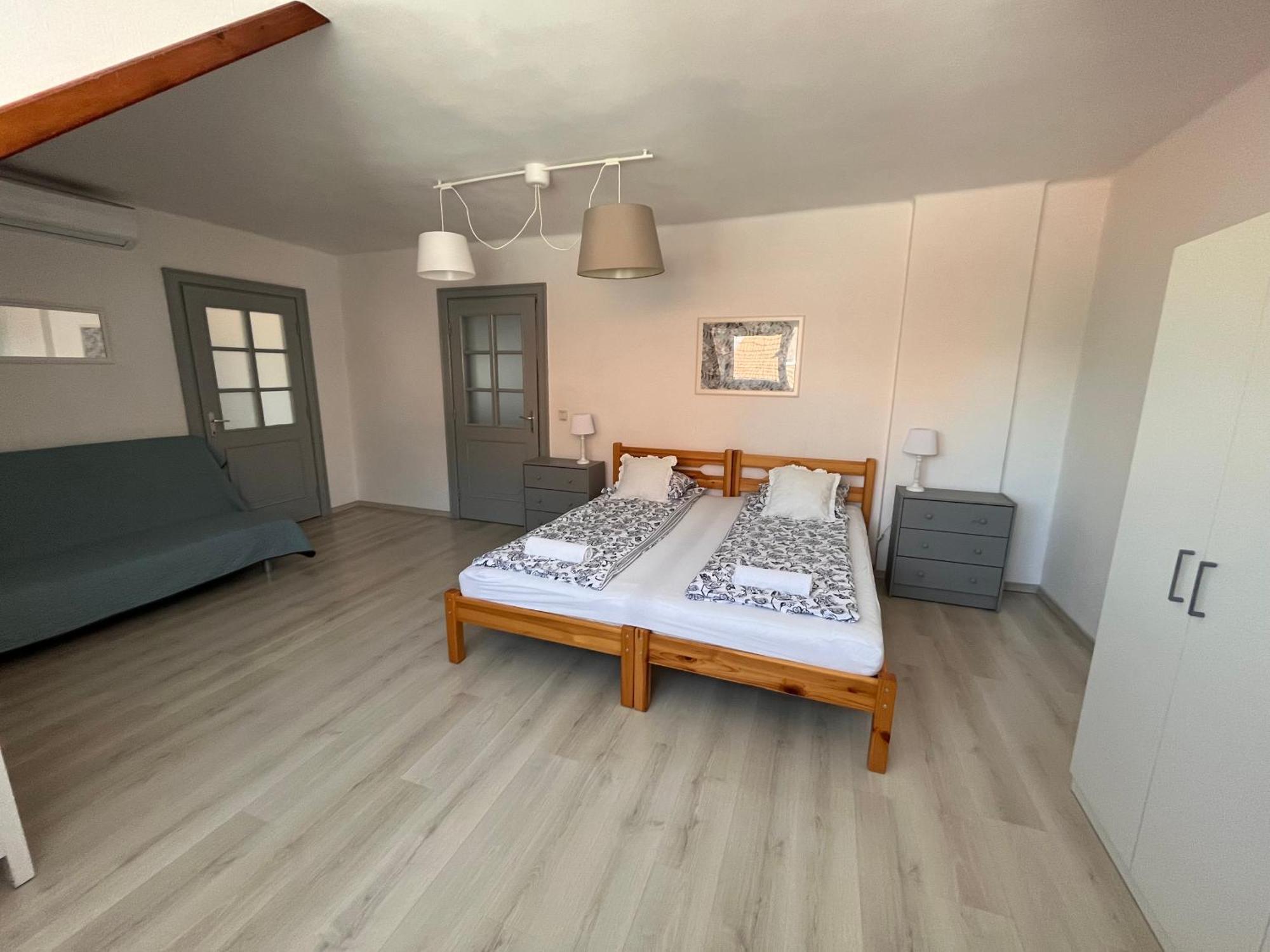 Pacsirta Apartman Grand Eger Luaran gambar
