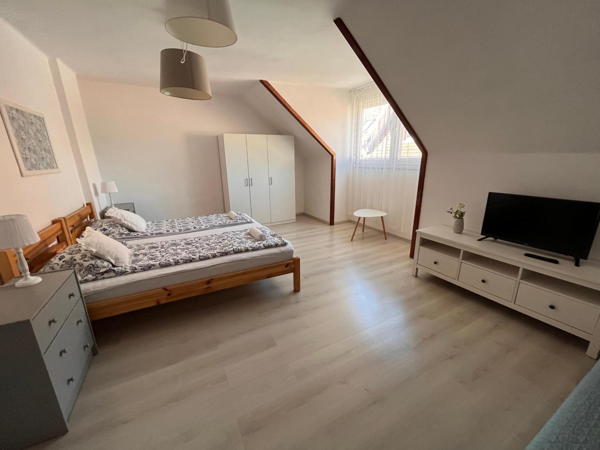 Pacsirta Apartman Grand Eger Luaran gambar